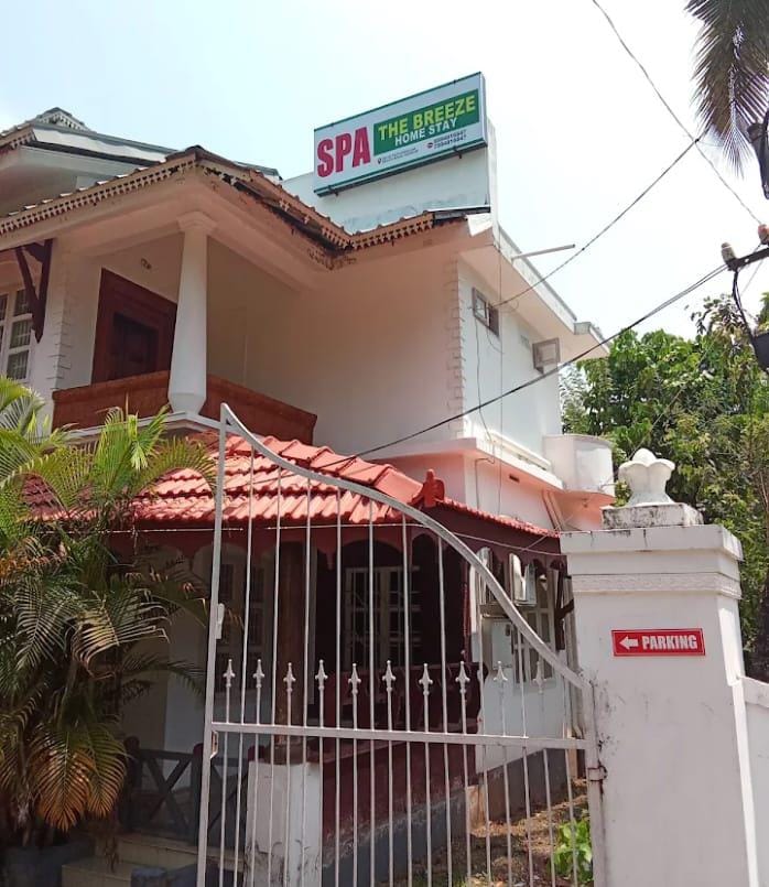 Red Rose Ayurvedic & Wellness Spa